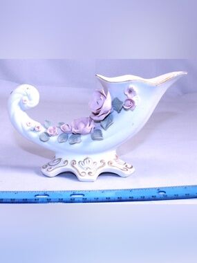 Lefton China Porcelain Cornucopia Vase with Pink Roses